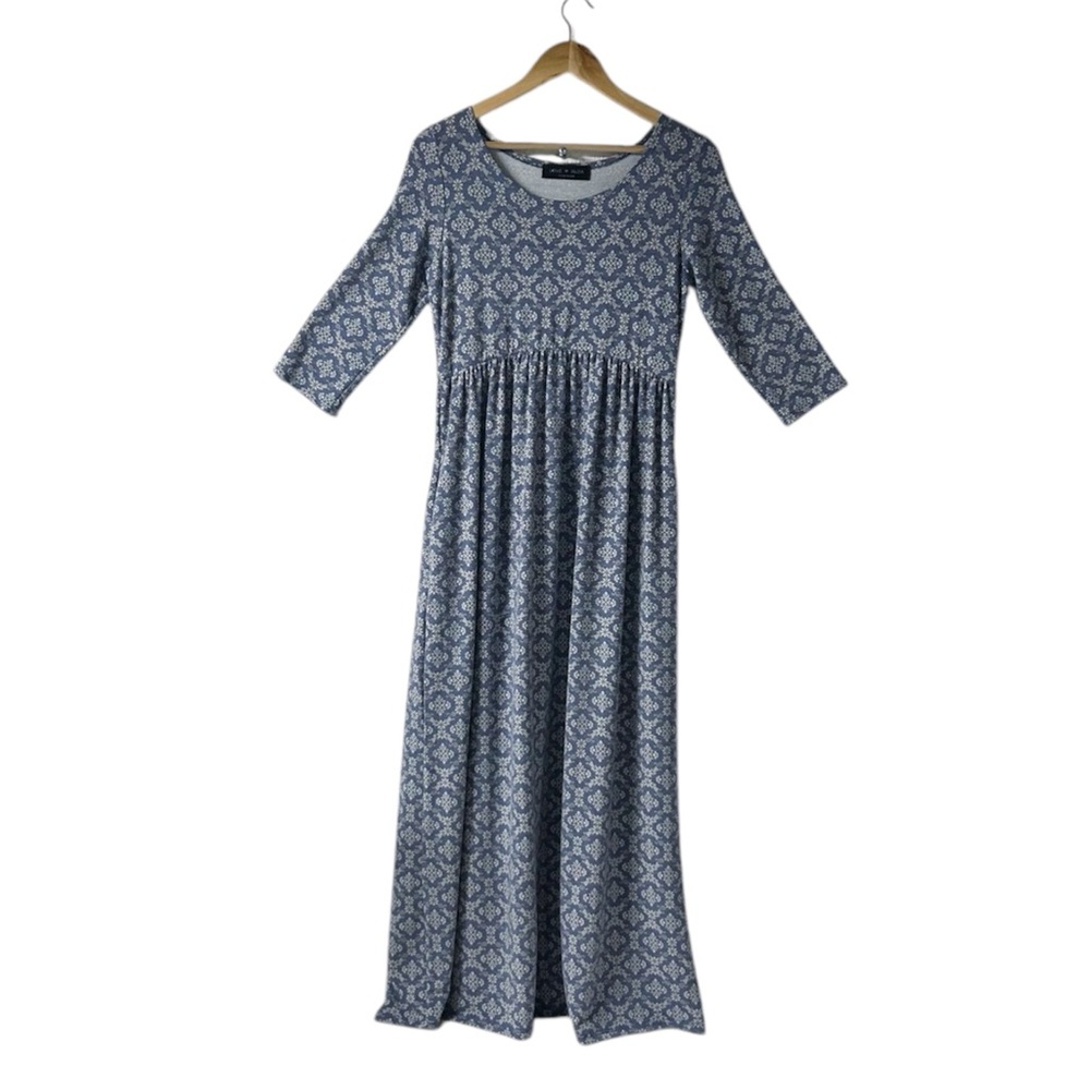 Love Kuza Maxi Dress Women’s Sz M Boho Floral Design Blue Gray with Pockets